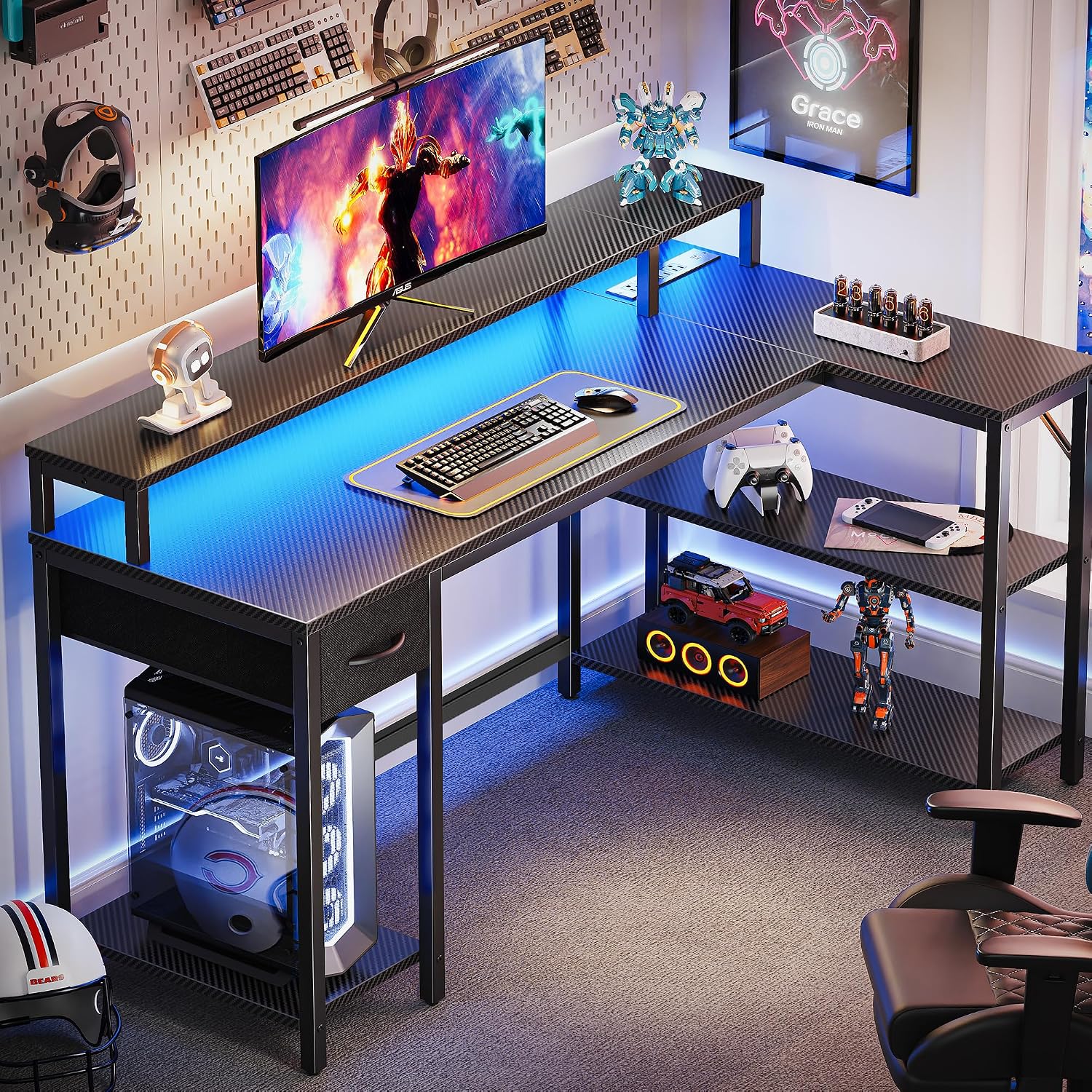 Dynamic L-Shaped Desk with Lights